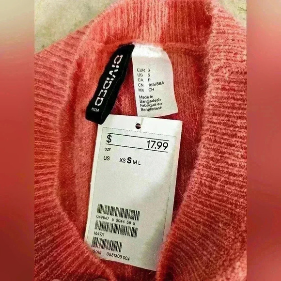 🛑 NWT Divided by H&M Womens Pink Acrylic/Wool/Alpaca Blend Knit Sweater Small - Picture 3 of 6